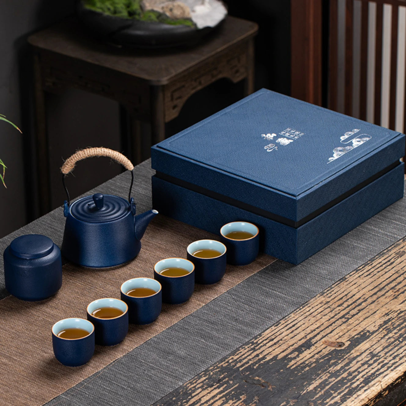 Ceramic Gongfu Tea Set Gift Box – 1 Teapot & 6 Cups